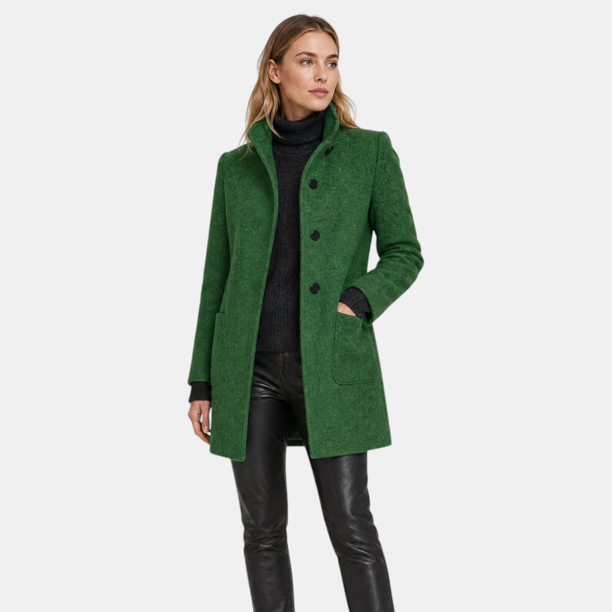 Long manteau pour femme à col montant et fermeture boutonnée
