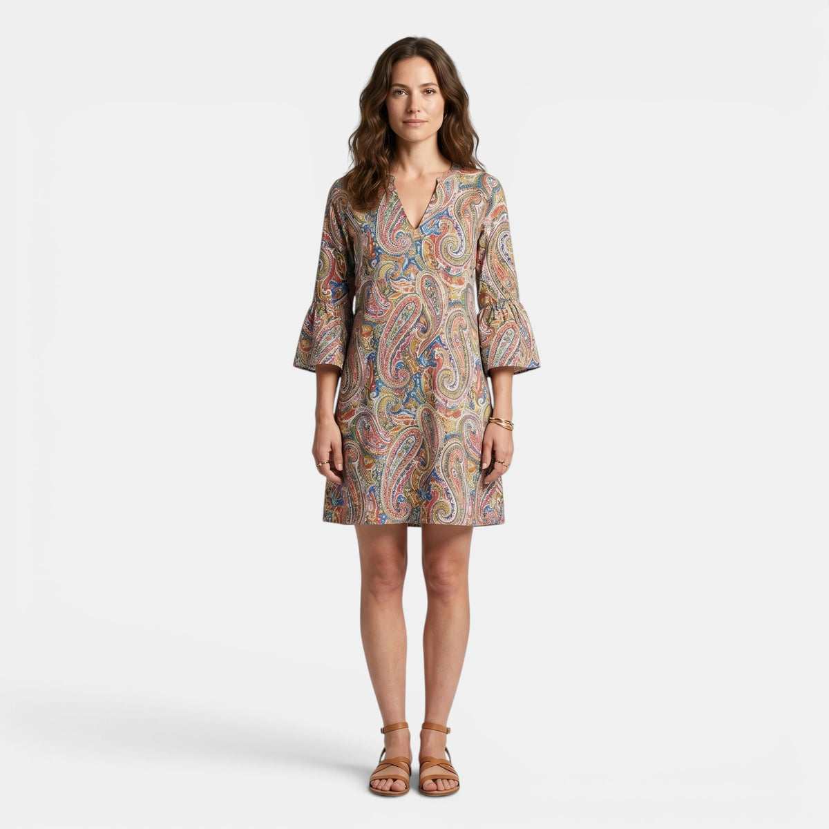 Robe courte pour femme avec encolure en V et manches évasées