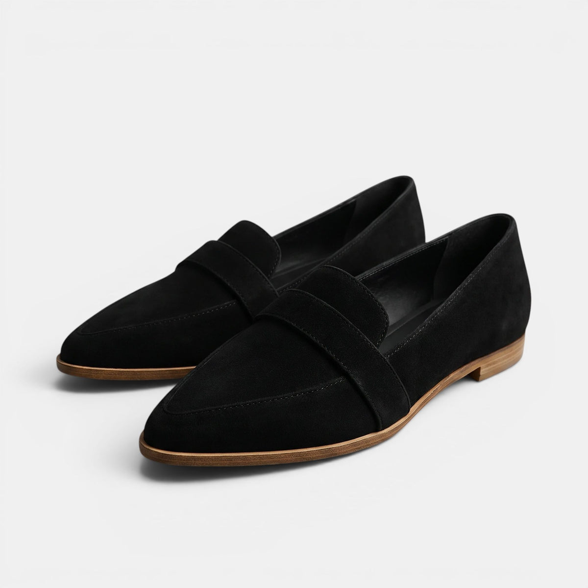 Mocassins pour femmes à bout pointu avec design à enfiler