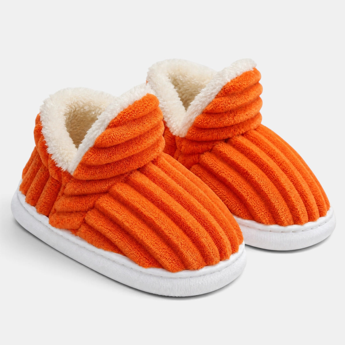 Chaussons pour femmes à bout fermé et semelle compensée