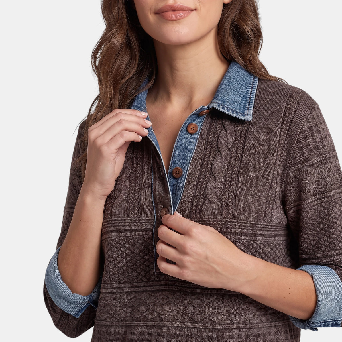 Sweat-shirt pour femme avec patte de boutonnage partielle et col chemise