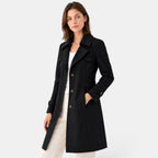 Trench-coat pour femme avec col classique, fermeture boutonnée et ceinture à la taille