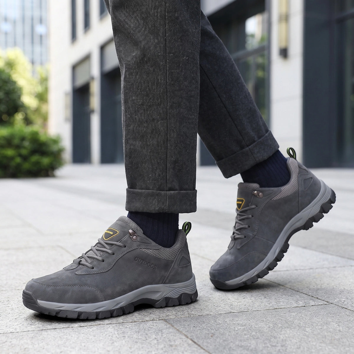 Chaussures de marche pour femmes à lacets